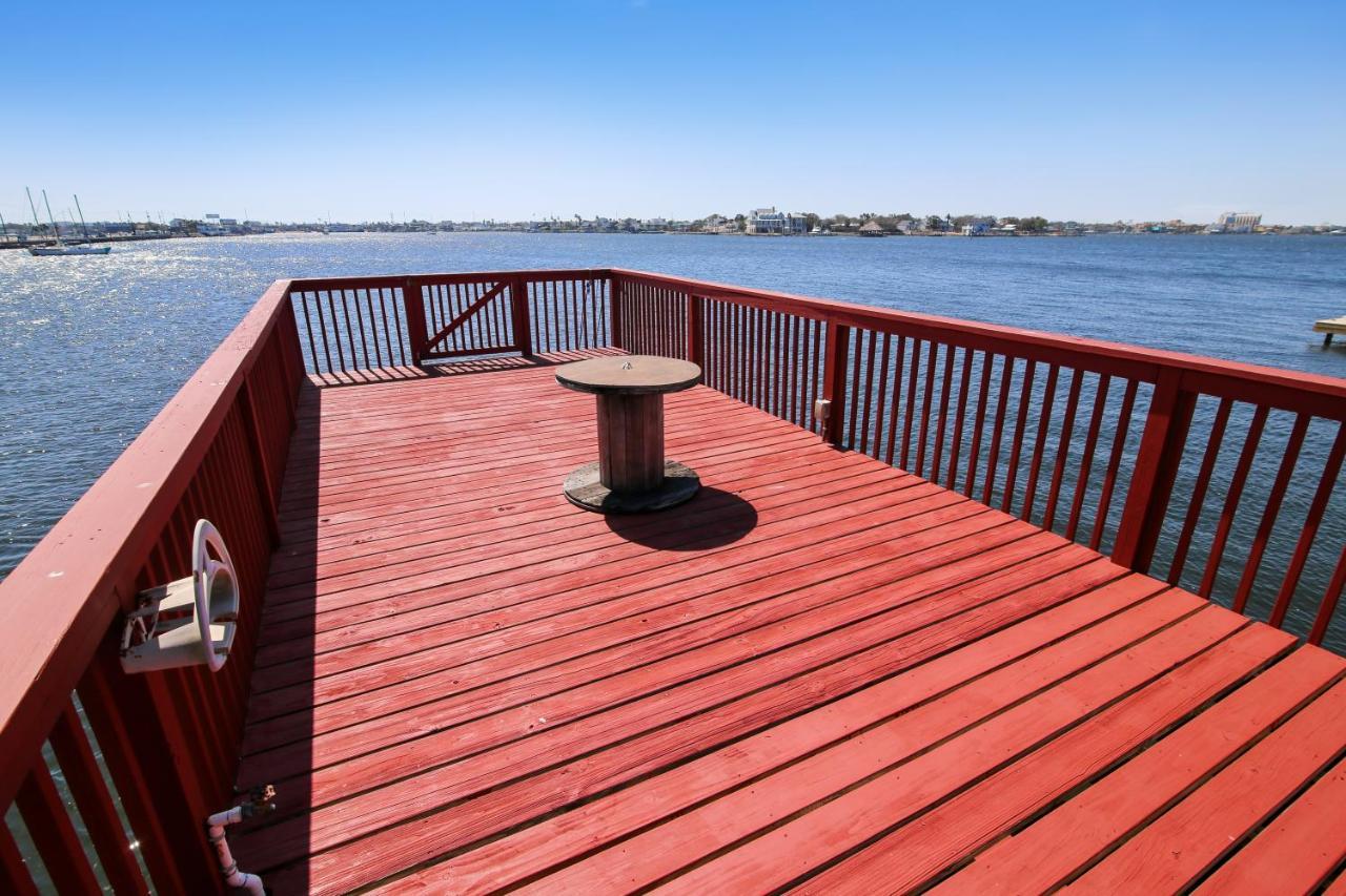 Pool Days And Dock Nights Villa Galveston Dış mekan fotoğraf